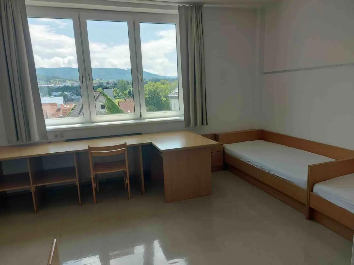Jugendgaestehaus Studentenwohnheim Steyr Esterno foto